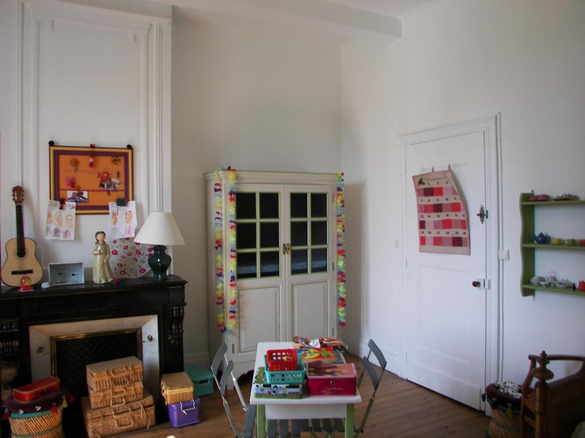 Bed and Breakfast Domaine Du Noble Saint-Jean-de-Thurac Exterior foto