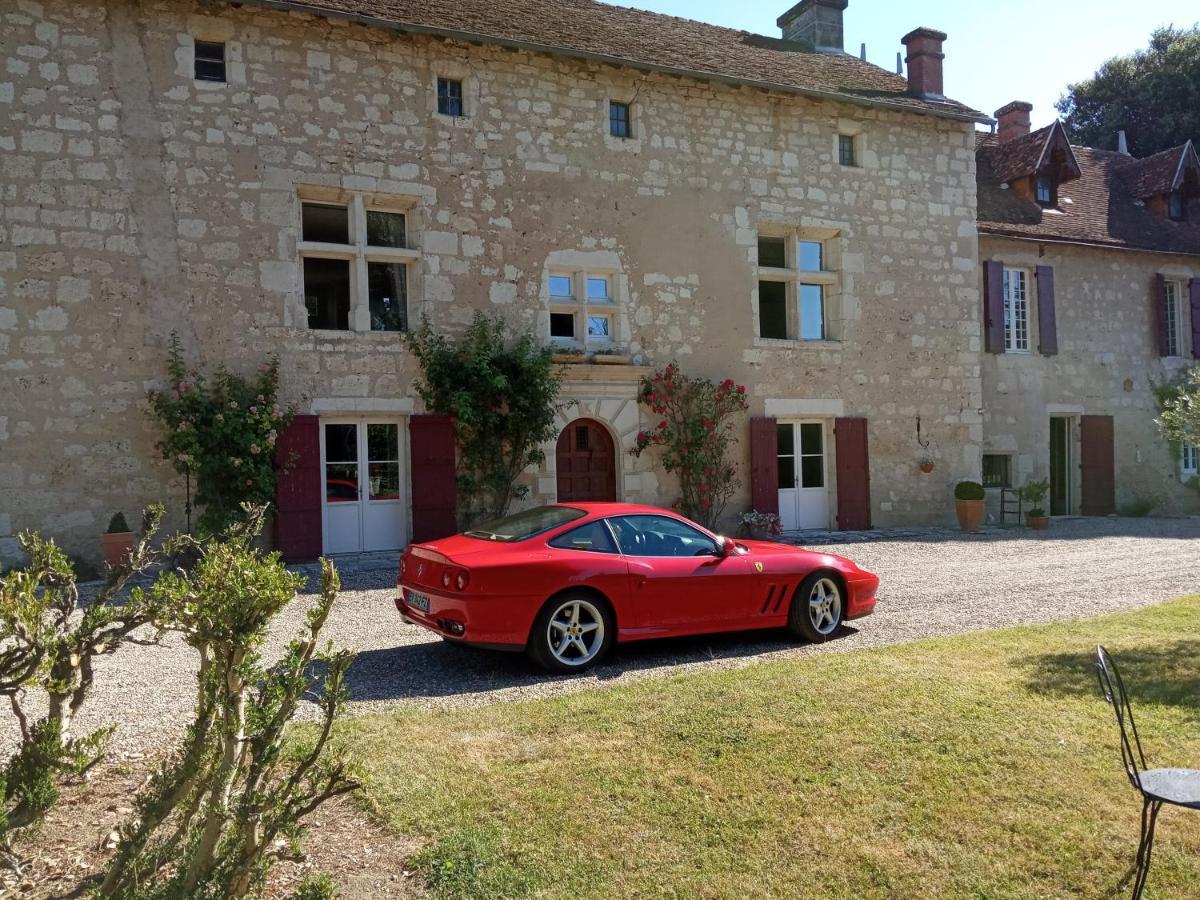 Bed and Breakfast Domaine Du Noble Saint-Jean-de-Thurac Exterior foto